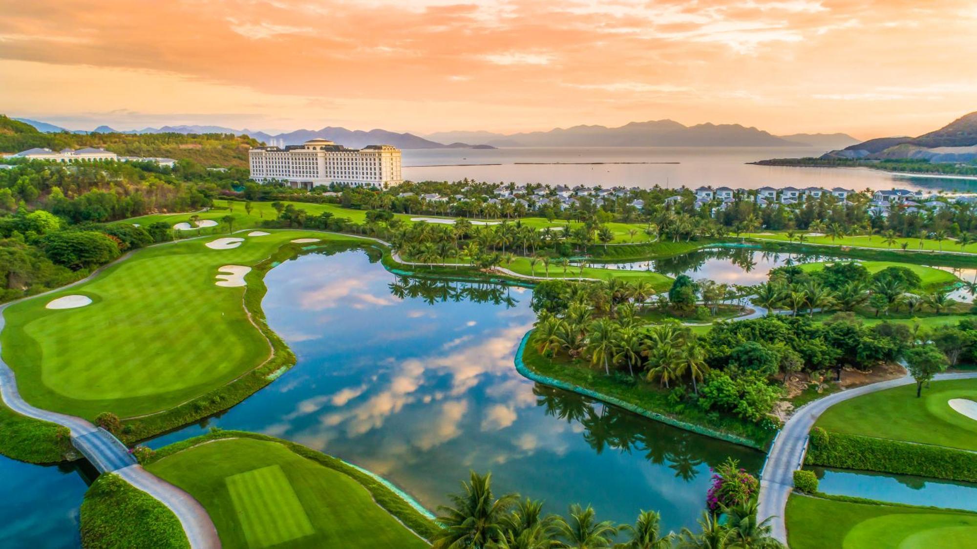 Nha Trang Marriott Resort & Spa, Hon Tre Island Exterior photo